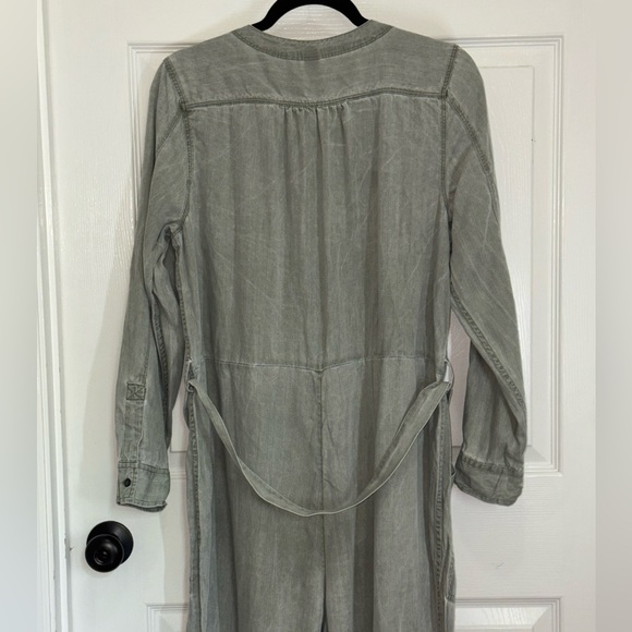 Old Navy Gray Buttoned Long Sleeve Jumpsuit size L - Picture 7 of 9